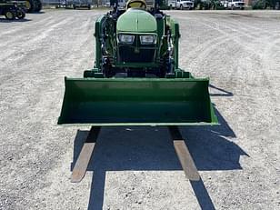 Main image John Deere 3032E 4