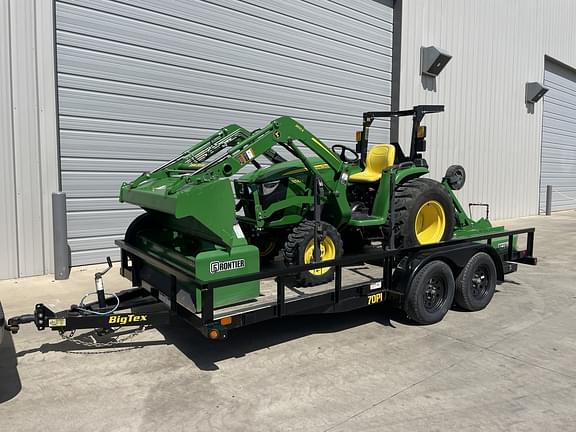 Image of John Deere 3032E equipment image 1