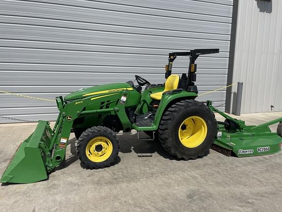 Image of John Deere 3032E equipment image 3
