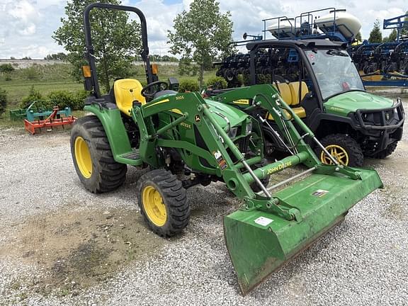 Image of John Deere 3032E equipment image 1