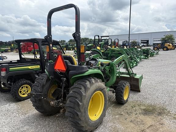 Image of John Deere 3032E equipment image 3