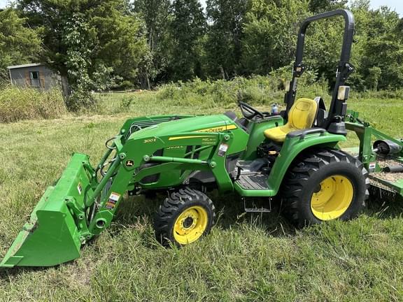 Image of John Deere 3032E Primary image
