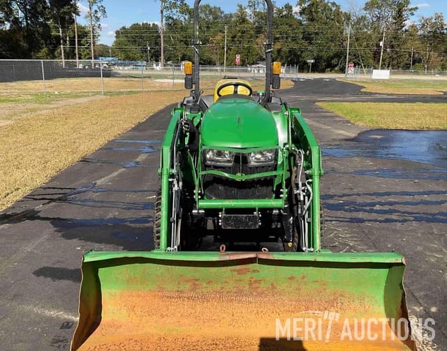 Image of John Deere 3032E equipment image 1