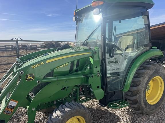 Image of John Deere 3033R equipment image 1