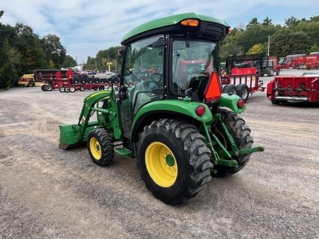 Image of John Deere 3033R equipment image 3