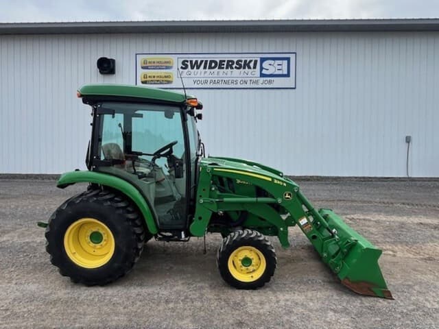 Image of John Deere 3033R equipment image 1