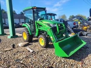 2022 John Deere 3033R Image