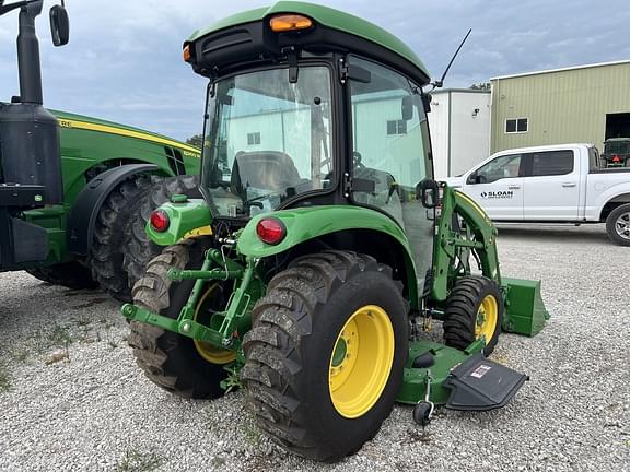 Image of John Deere 3033R equipment image 2