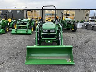 Main image John Deere 3035D 1