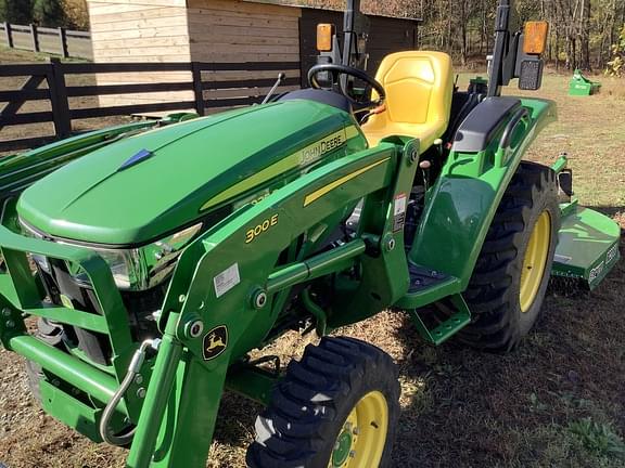 Image of John Deere 3035D equipment image 2