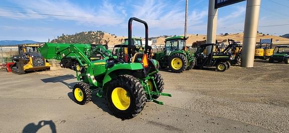 Image of John Deere 3035D equipment image 1