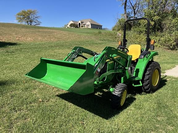 Image of John Deere 3035D equipment image 1