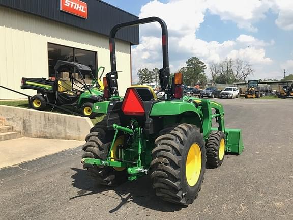 Image of John Deere 3035D equipment image 4