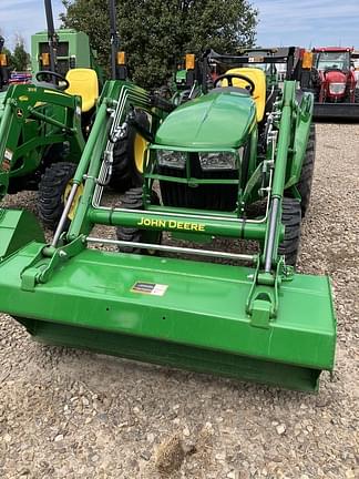 2022 John Deere 3035D Equipment Image0