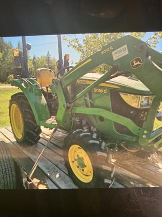Image of John Deere 3035D equipment image 1