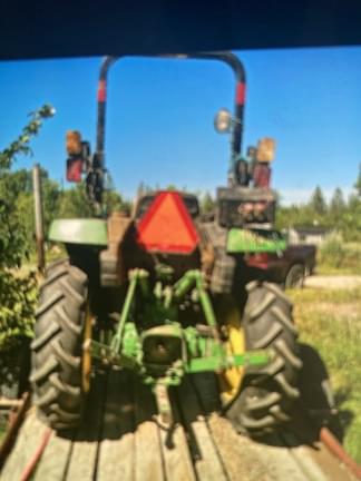 Image of John Deere 3035D equipment image 3