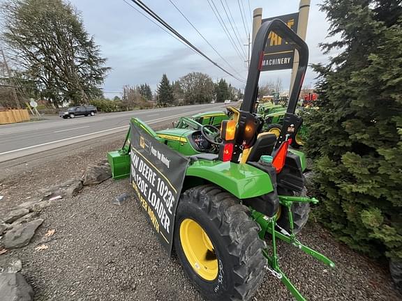 Image of John Deere 3035D equipment image 1