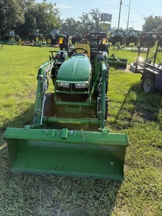 Image of John Deere 3035D equipment image 1