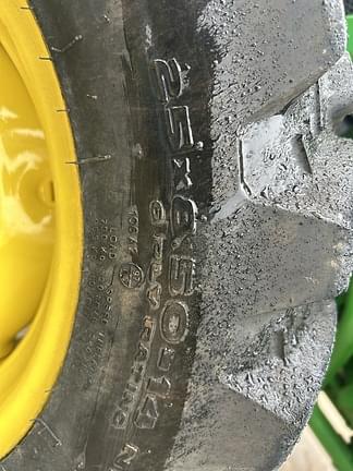 Image of John Deere 3035D equipment image 3