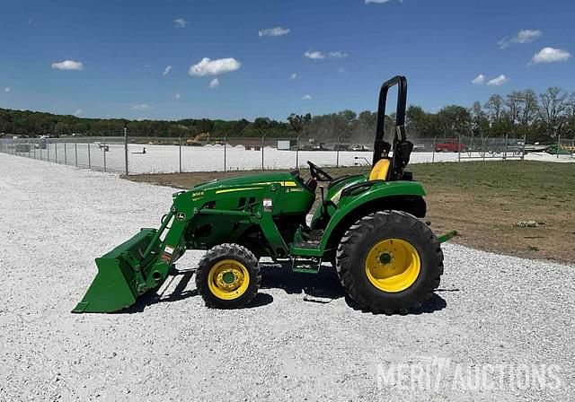 Image of John Deere 3035D equipment image 1