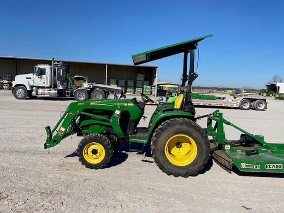 Image of John Deere 3038E equipment image 1