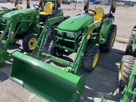 Main image John Deere 3038E