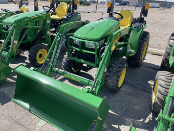Main image John Deere 3038E