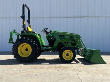 Main image John Deere 3038E
