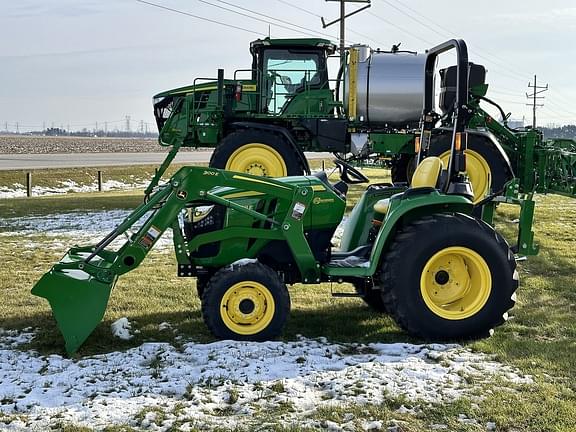 Image of John Deere 3038E equipment image 3