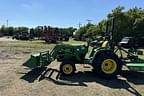 Image of John Deere 3038E equipment image 2