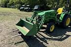 Image of John Deere 3038E equipment image 4