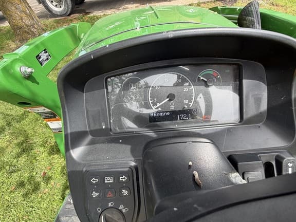 Image of John Deere 3038E equipment image 1