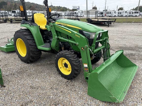 Main image John Deere 3038E