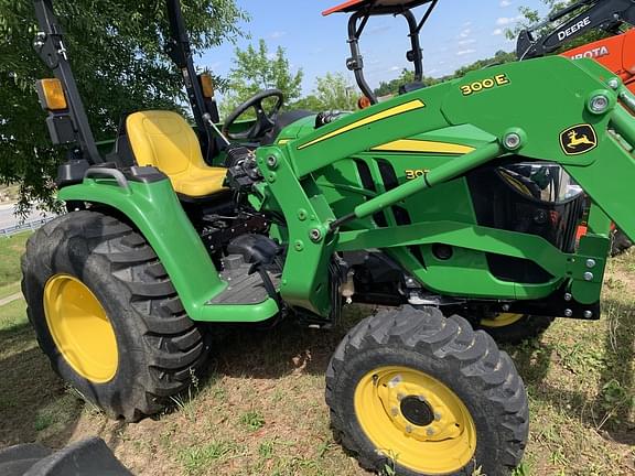 Image of John Deere 3038E Image 1