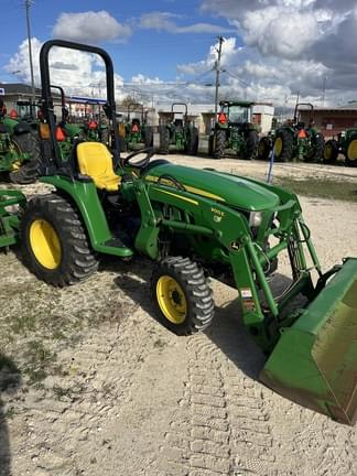 Main image John Deere 3038E