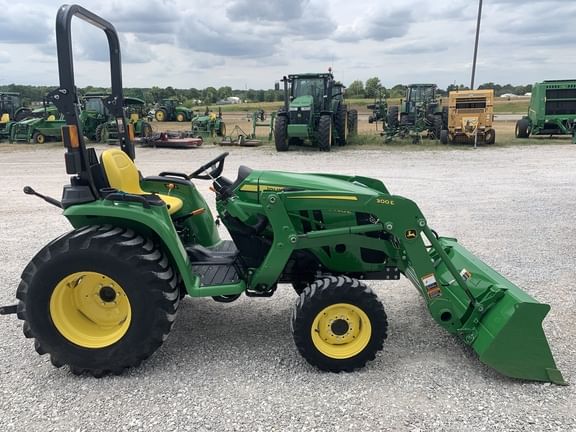 Main image John Deere 3038E