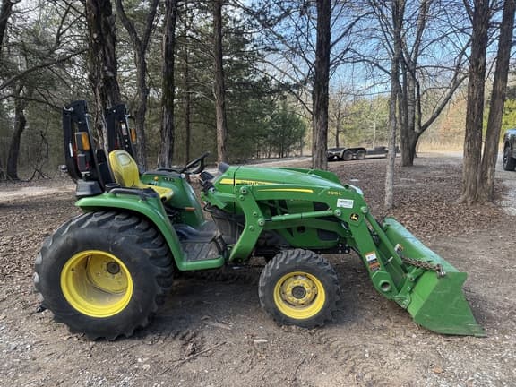 Image of John Deere 3038E Primary image