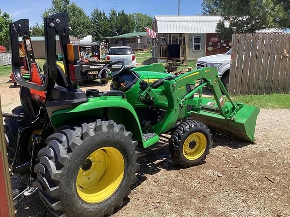 Image of John Deere 3038E equipment image 3