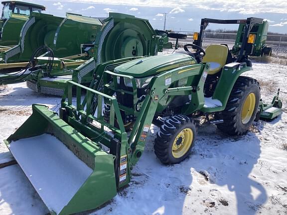 Image of John Deere 3038E equipment image 1