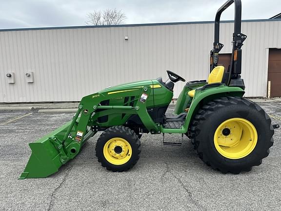 Image of John Deere 3038E equipment image 3