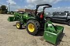 Image of John Deere 3038E equipment image 3