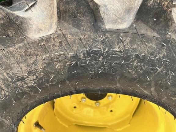 Image of John Deere 3038E equipment image 4