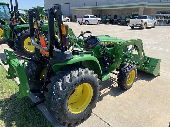 Image of John Deere 3038E equipment image 2