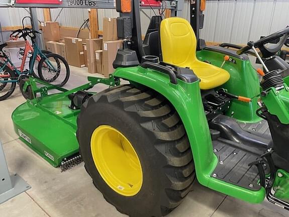 Image of John Deere 3038E equipment image 1