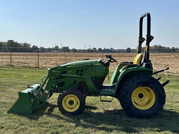 Image of John Deere 3038E equipment image 3