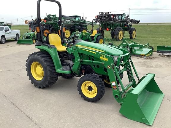 Image of John Deere 3038E equipment image 3