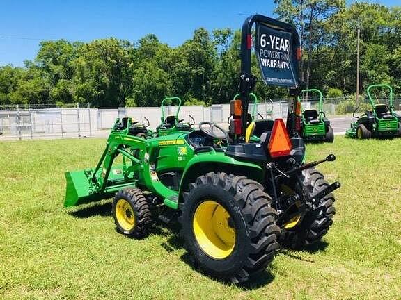 Image of John Deere 3038E equipment image 2