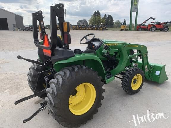 Image of John Deere 3038E equipment image 2