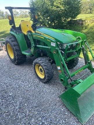 2022 John Deere 3038E Equipment Image0