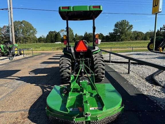 Image of John Deere 3038E equipment image 3